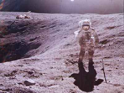 APOLLO 16 - Young